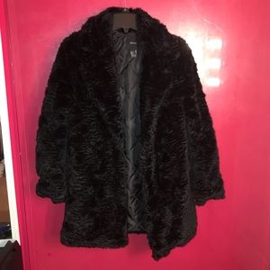 FAUX FUR COAT